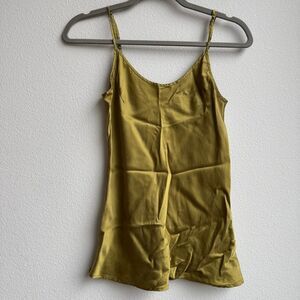 ISDA 100% Silk Chartreuse Green Strappy Camisole Minimalist Blouse Size Small